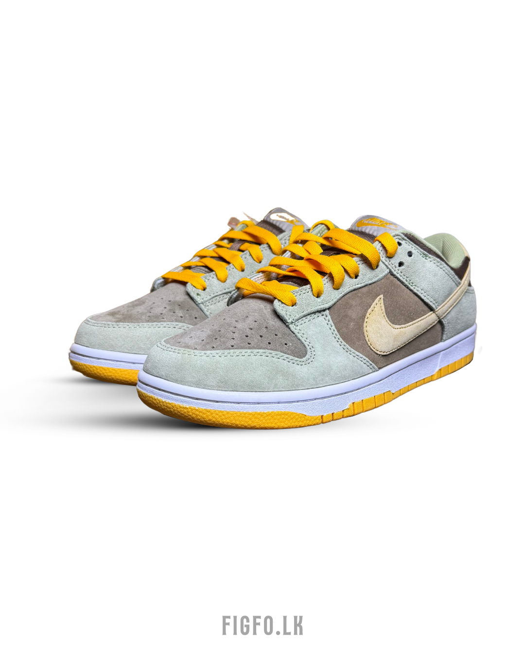 Nike Dunk Low "Dusty Olive"