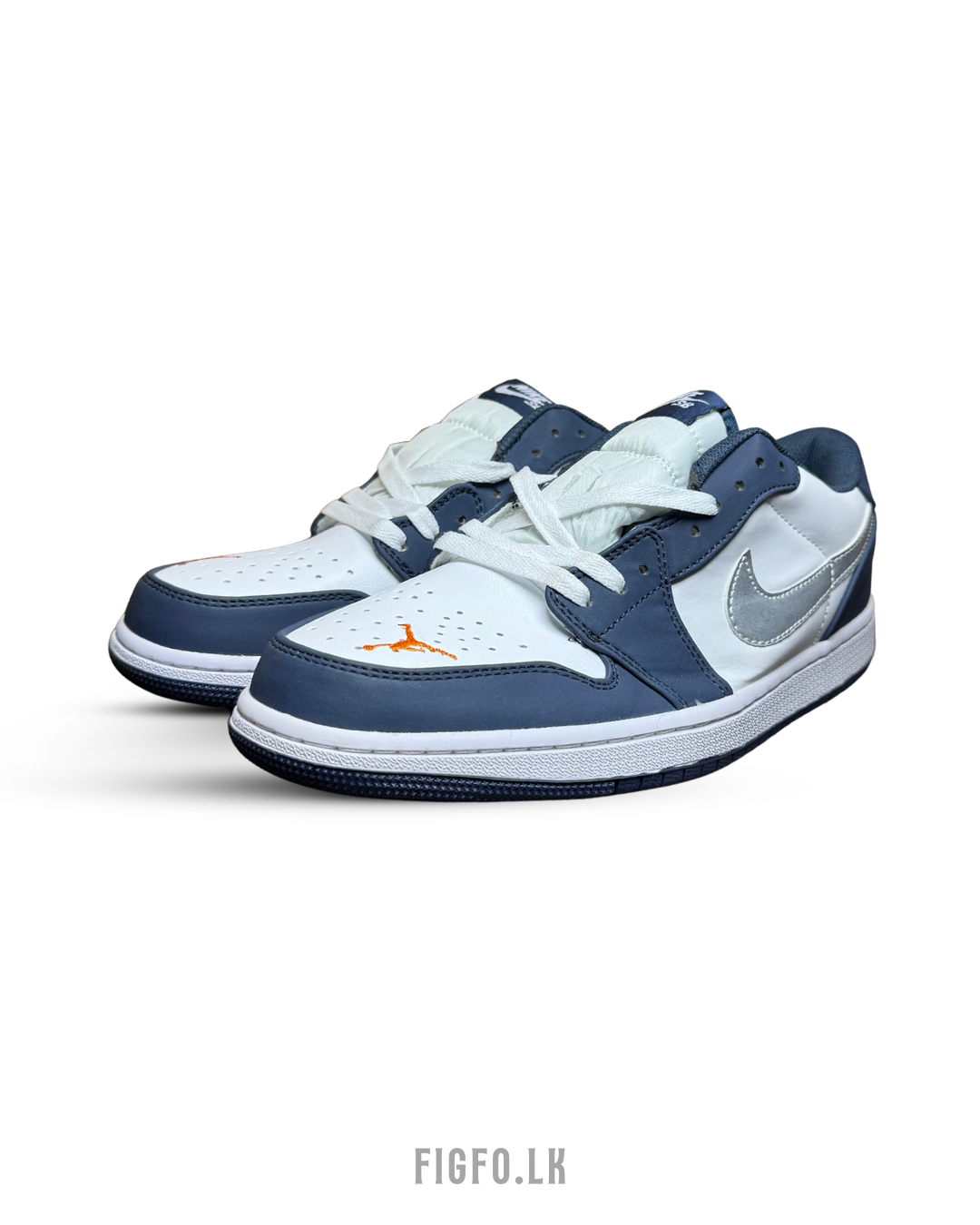 Nike SB x Air Jordan 1 Low "Midnight Navy"